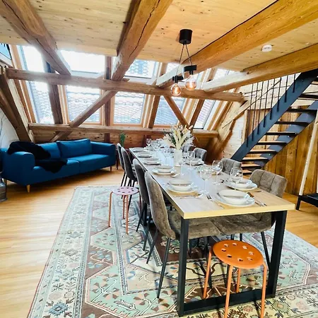 Schwarzwald Mauer Loft * 브라운린겐