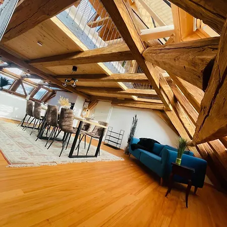 Schwarzwald Mauer Loft * 브라운린겐