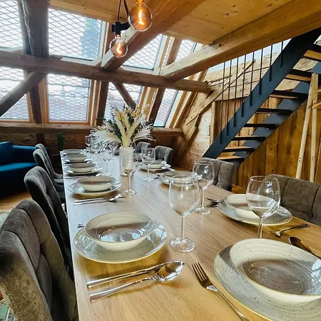 Schwarzwald Mauer Loft 브라운린겐